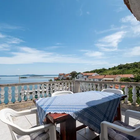 Kuca Zora Apartman