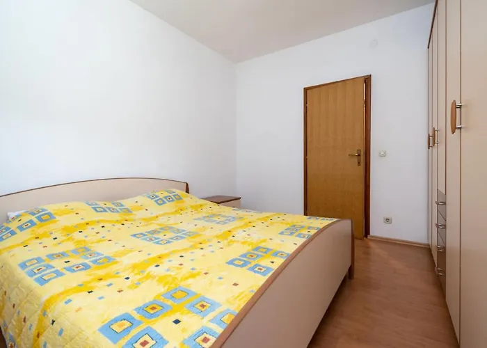 Apartament Kuca Zora *